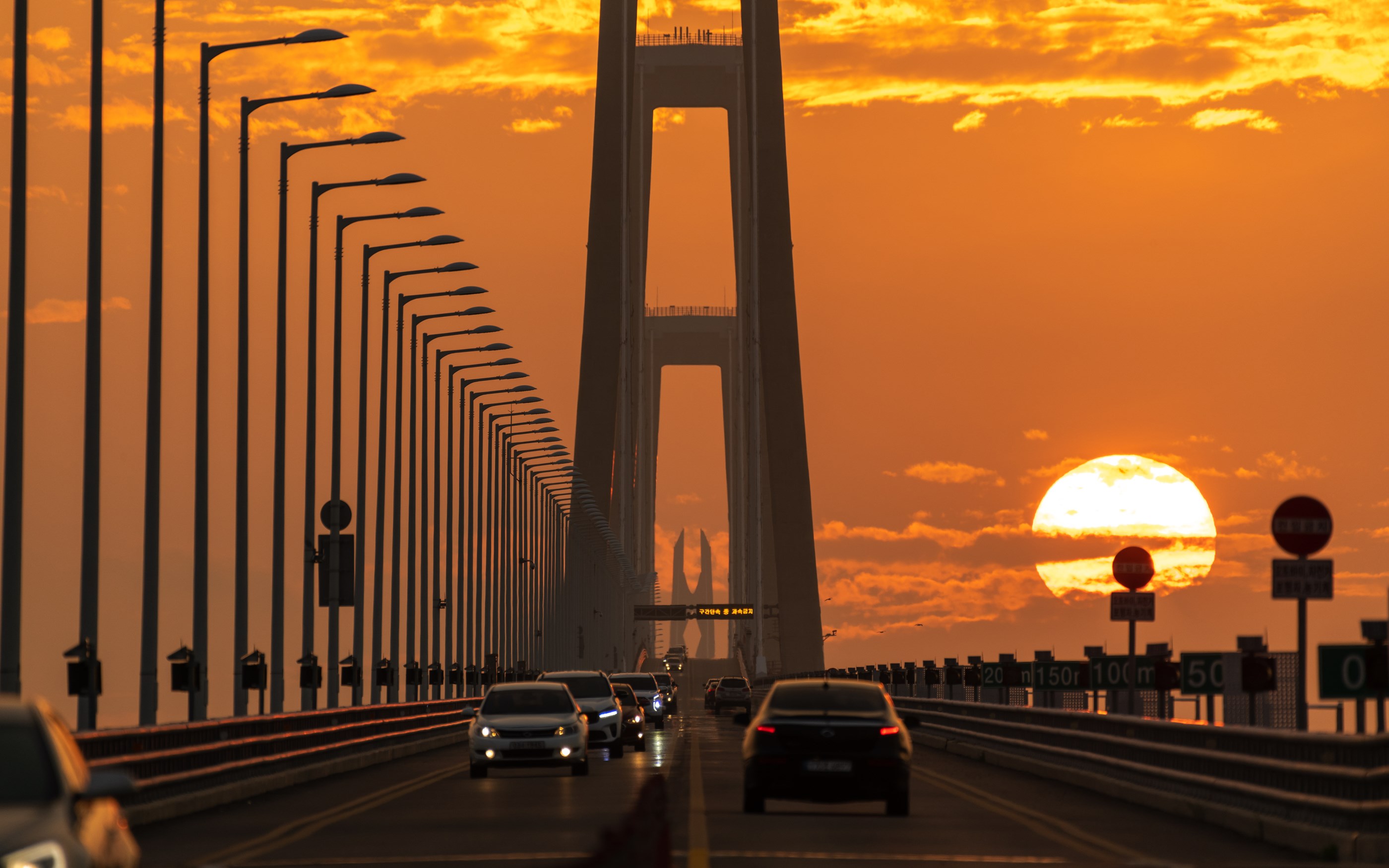 2024 콘크리트문화사진전 / 일반부 최우수상 /  지대현 / 작품명: 섬과 섬을 잇는 천사대교